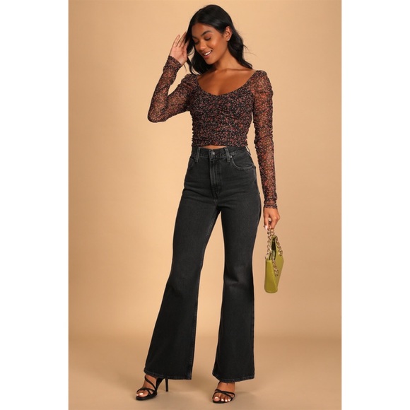 Levi's® Premium 70'S HIGH RISE FLARE WOMEN'S JEANS - Picture 7 of 12